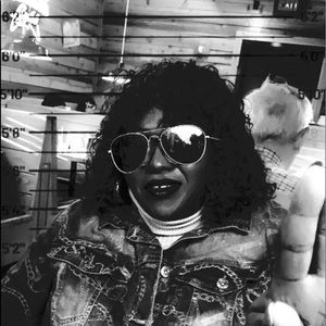 Meet your Posher, Marie